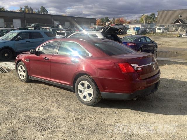 Ford Taurus Automobili