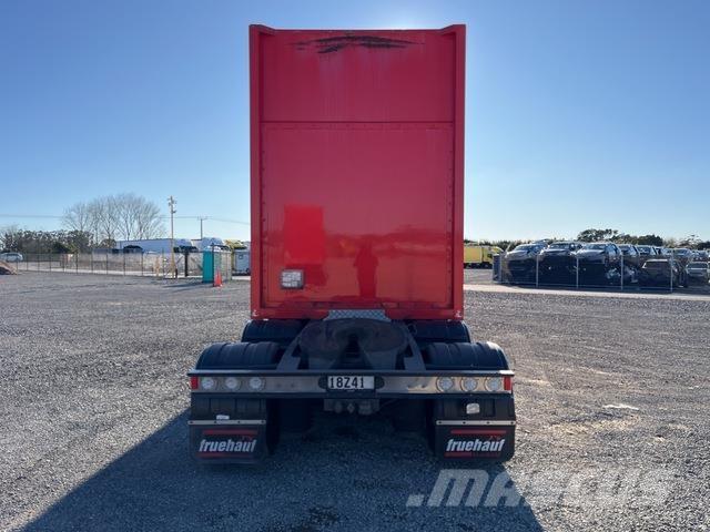 Fruehauf  Tovarne prikolice sa ciradom