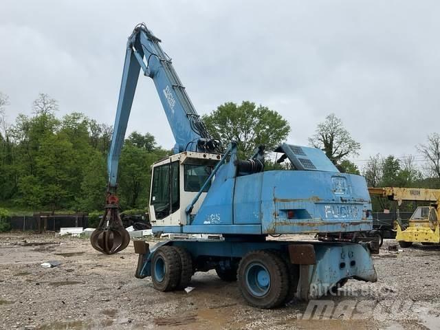 Fuchs MHL350 Bageri za prenos primarnih/sekundarnih sirovina