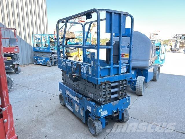 Genie GS-1930 Makazaste platforme