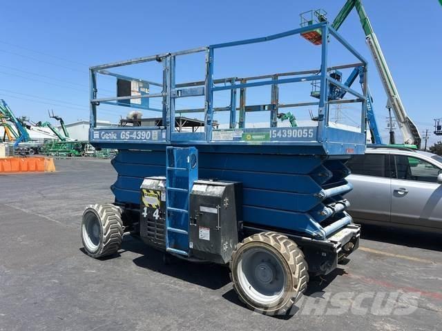 Genie GS-4390 Makazaste platforme
