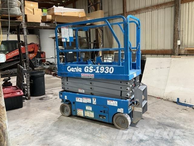 Genie GS1930 Makazaste platforme