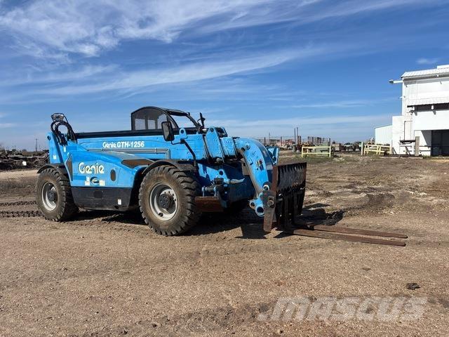 Genie GTH-1256 Teleskopski viljuškari