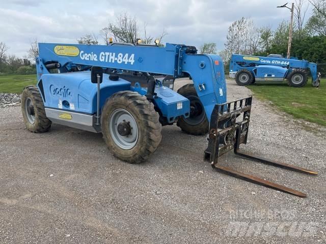 Genie GTH-844 Teleskopski viljuškari