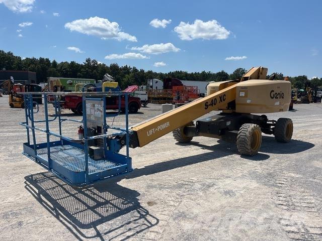 Genie S-40XC Teleskopske podizne platforme