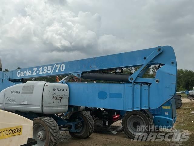 Genie Z-135/70 Zglobne podizne platforme
