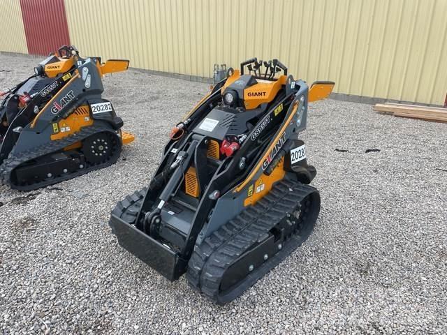 GiANT GS950T Skid steer mini utovarivači