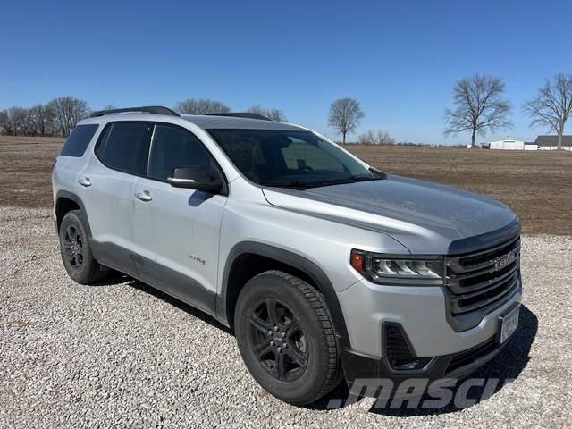 GMC Acadia Automobili