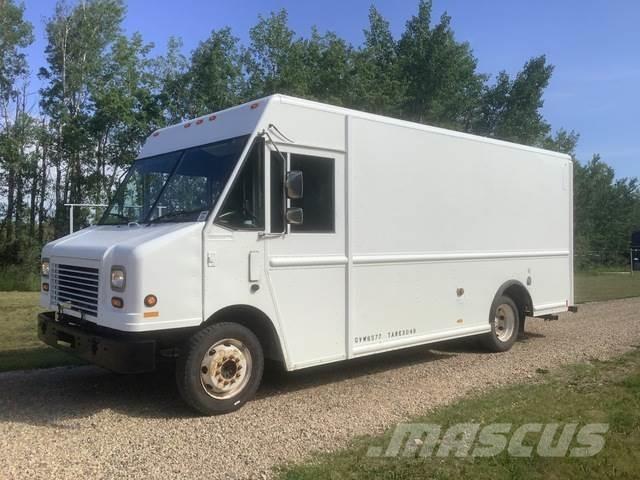 GMC Workhorse Sanduk kombiji