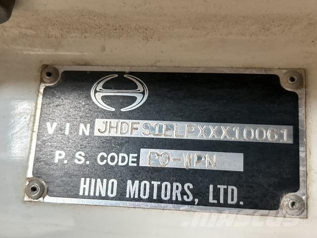 Hino 1ELPG-WPN Tegljači