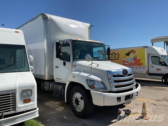 Hino 238 Sanduk kamioni