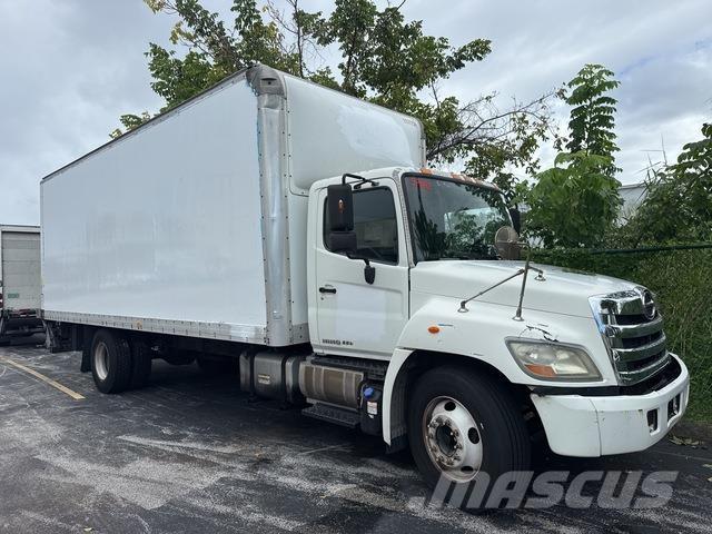 Hino 268 Sanduk kamioni