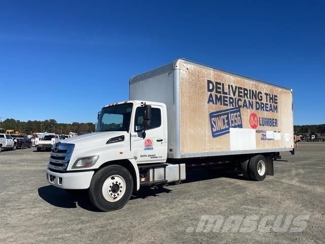 Hino 268 Kamioni sa ciradom