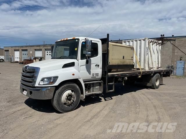 Hino 308 Kamioni sa otvorenim sandukom