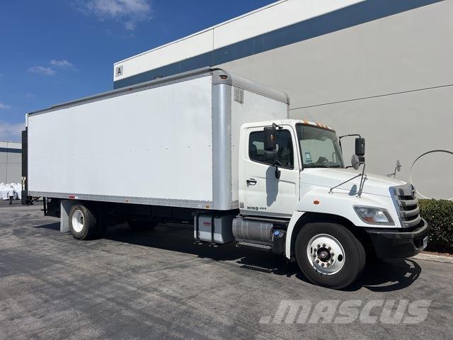 Hino 338 Sanduk kamioni