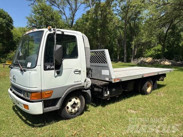 Hino FA1517 Šleperi za vozila