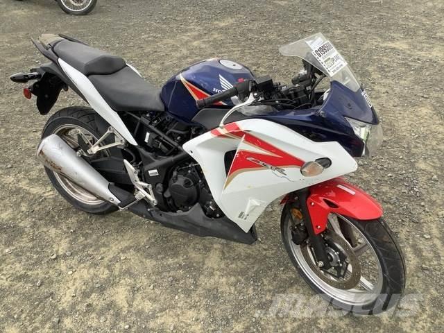 Honda CBR250R Terenska vozila
