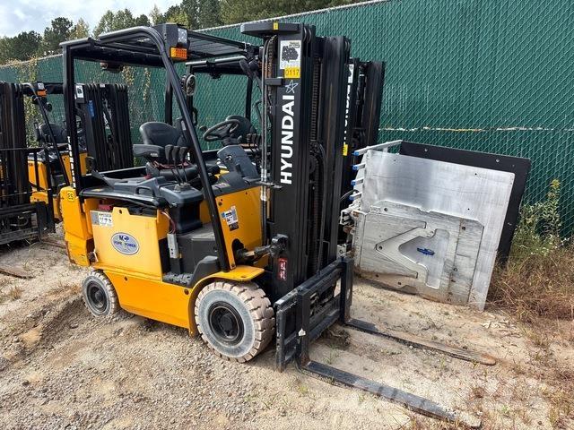 Hyundai 25B-9U Električni viljuškari