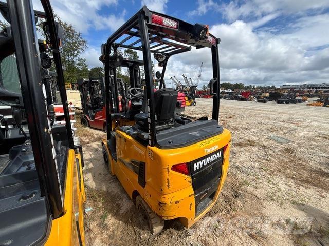 Hyundai 25B-9U Električni viljuškari