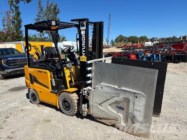 Hyundai 25B-9U Električni viljuškari