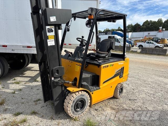 Hyundai 25B-9U Električni viljuškari