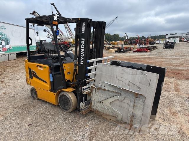 Hyundai 25BC-9 Električni viljuškari