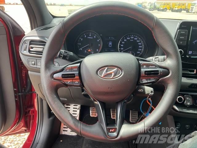 Hyundai i30 Automobili