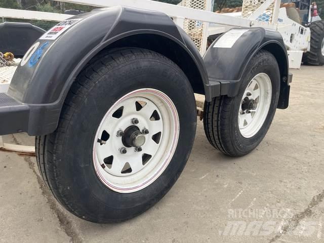 JLG  Autotransporter prikolice