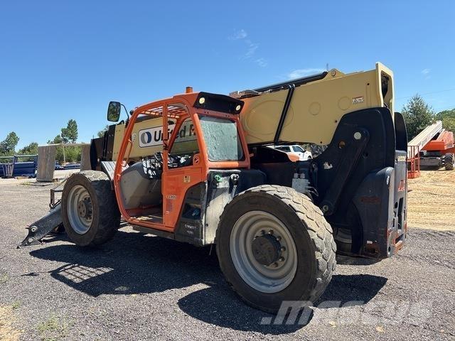 JLG 1055 Teleskopski viljuškari