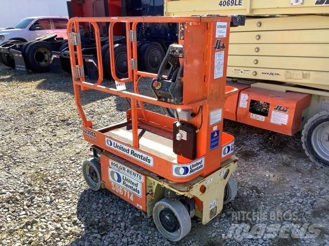 JLG 1230ES Jarbolne penjajuće platforme