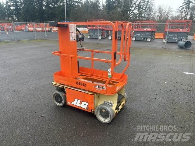 JLG 1230ES Jarbolne penjajuće platforme