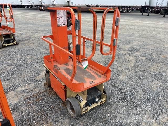 JLG 1230ES Jarbolne penjajuće platforme