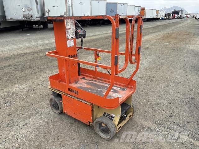 JLG 1230ES Jarbolne penjajuće platforme