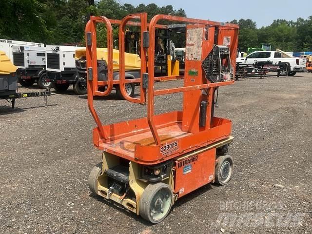JLG 1230ES Jarbolne penjajuće platforme