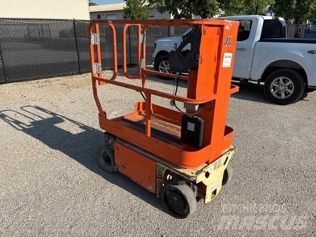 JLG 1230ES Jarbolne penjajuće platforme