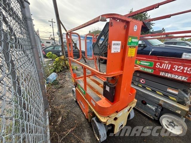 JLG 1230ES Jarbolne penjajuće platforme