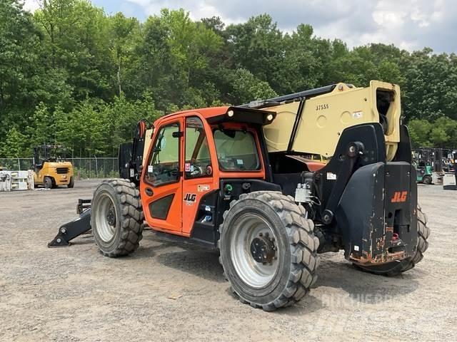 JLG 1255 Teleskopski viljuškari