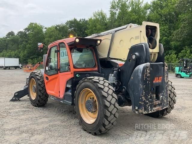 JLG 1255 Teleskopski viljuškari