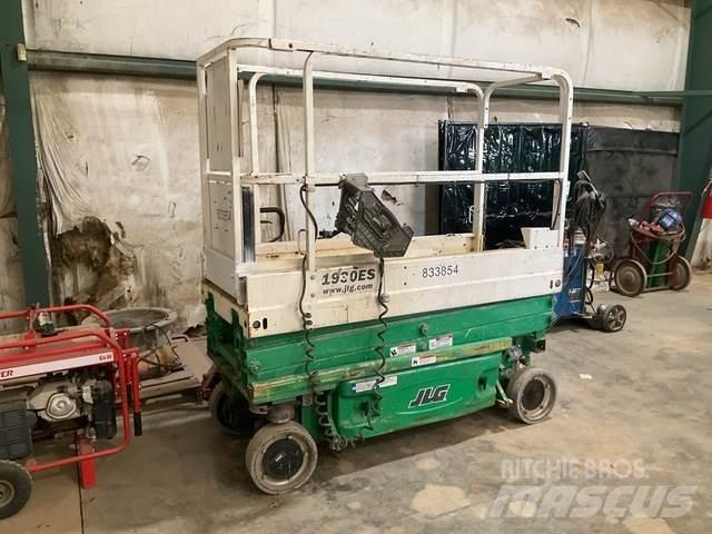 JLG 1930ES Makazaste platforme