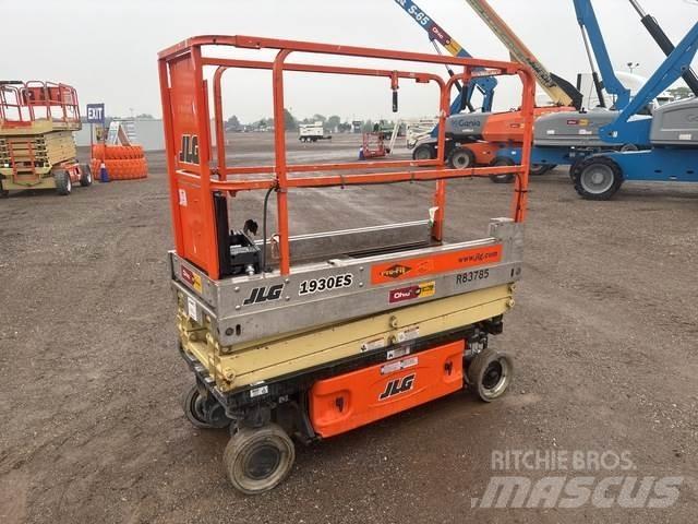 JLG 1930ES Makazaste platforme