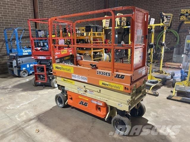 JLG 1930ES Makazaste platforme