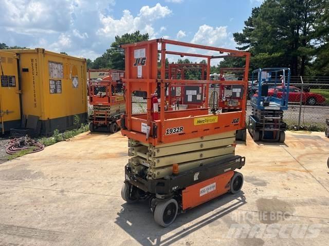 JLG 1932R Makazaste platforme