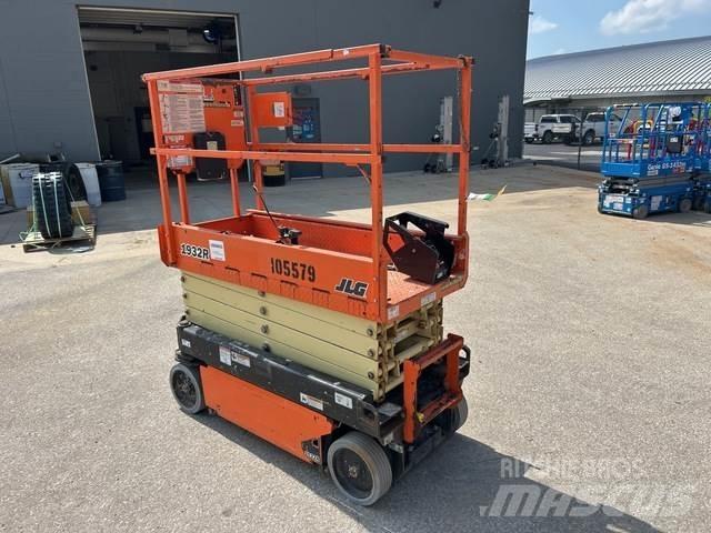 JLG 1932R Makazaste platforme