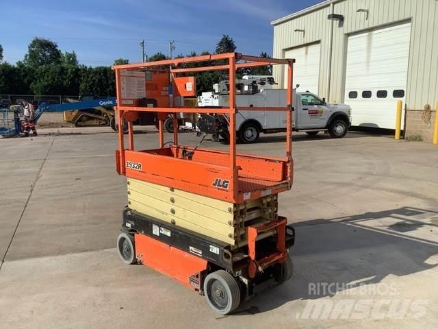 JLG 1932R Makazaste platforme