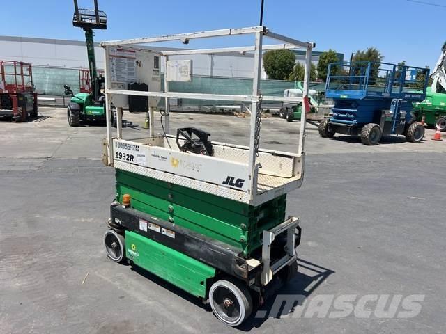 JLG 1932R Makazaste platforme