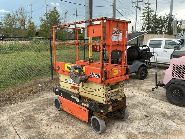 JLG 1932R Makazaste platforme