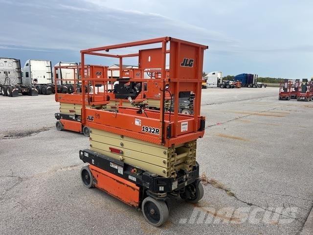 JLG 1932R Makazaste platforme
