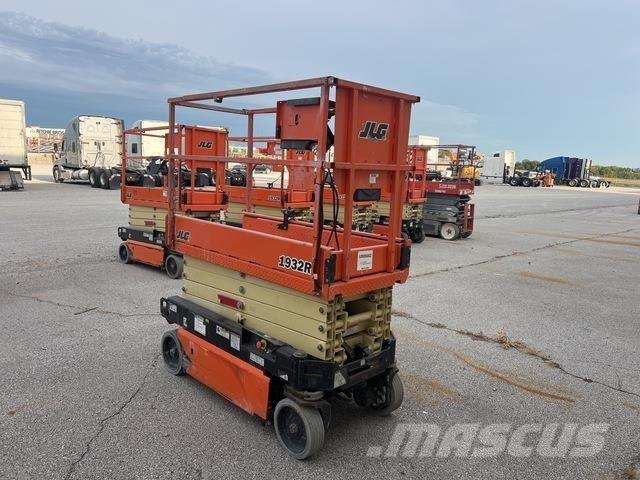 JLG 1932R Makazaste platforme