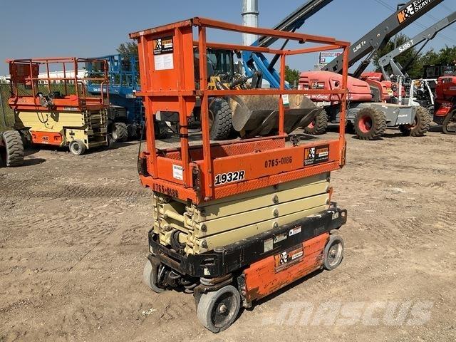 JLG 1932R Makazaste platforme