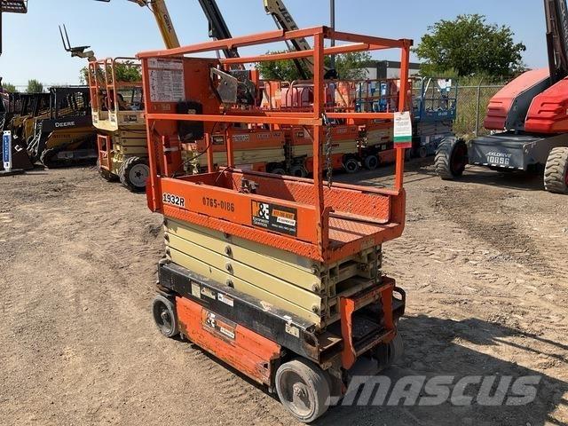 JLG 1932R Makazaste platforme